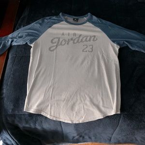 Air Jordan baseball tee size large lightly worn